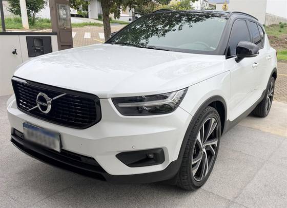 VOLVO XC40 2.0 T5 GASOLINA R-DESIGN AWD GEARTRONIC